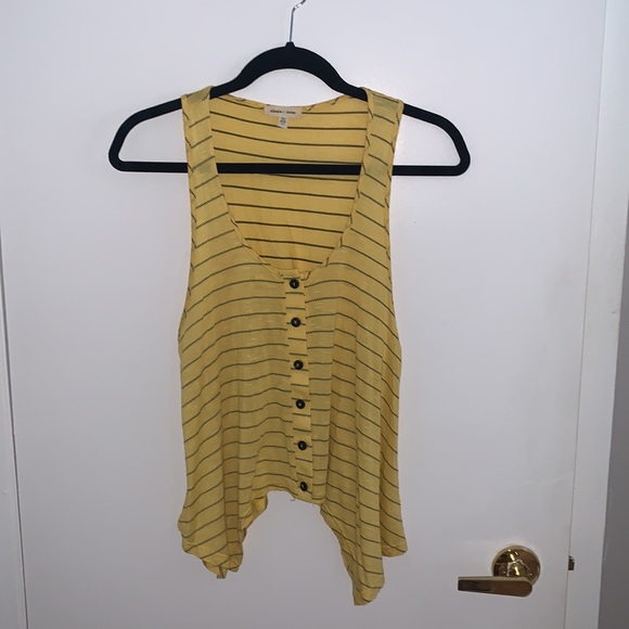 Urban Outfitters Tops - [M]👚UO flowy tank top